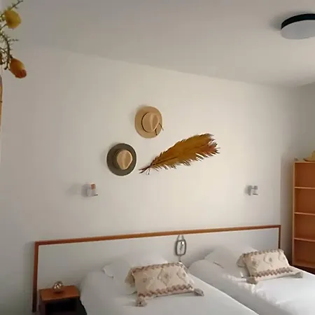 De La Hotel